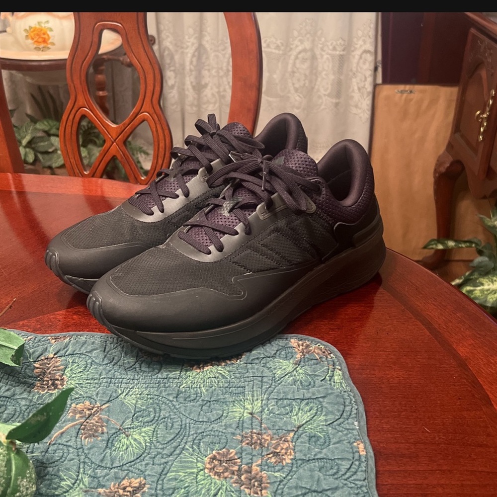 Adidas znchill